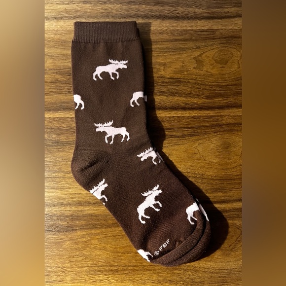 Moose Socks
Women's
One size
Brown and Pink - Picture 2 of 4